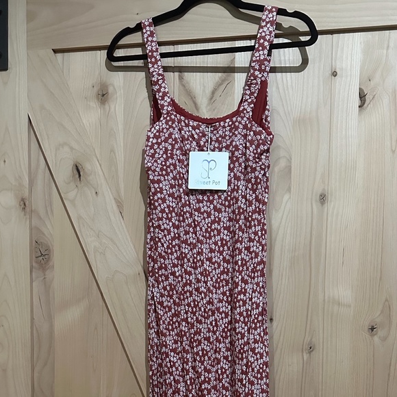 Hello Molly - BUILDING BRIDGES MIDI DRESS RED - Picture 3 of 4